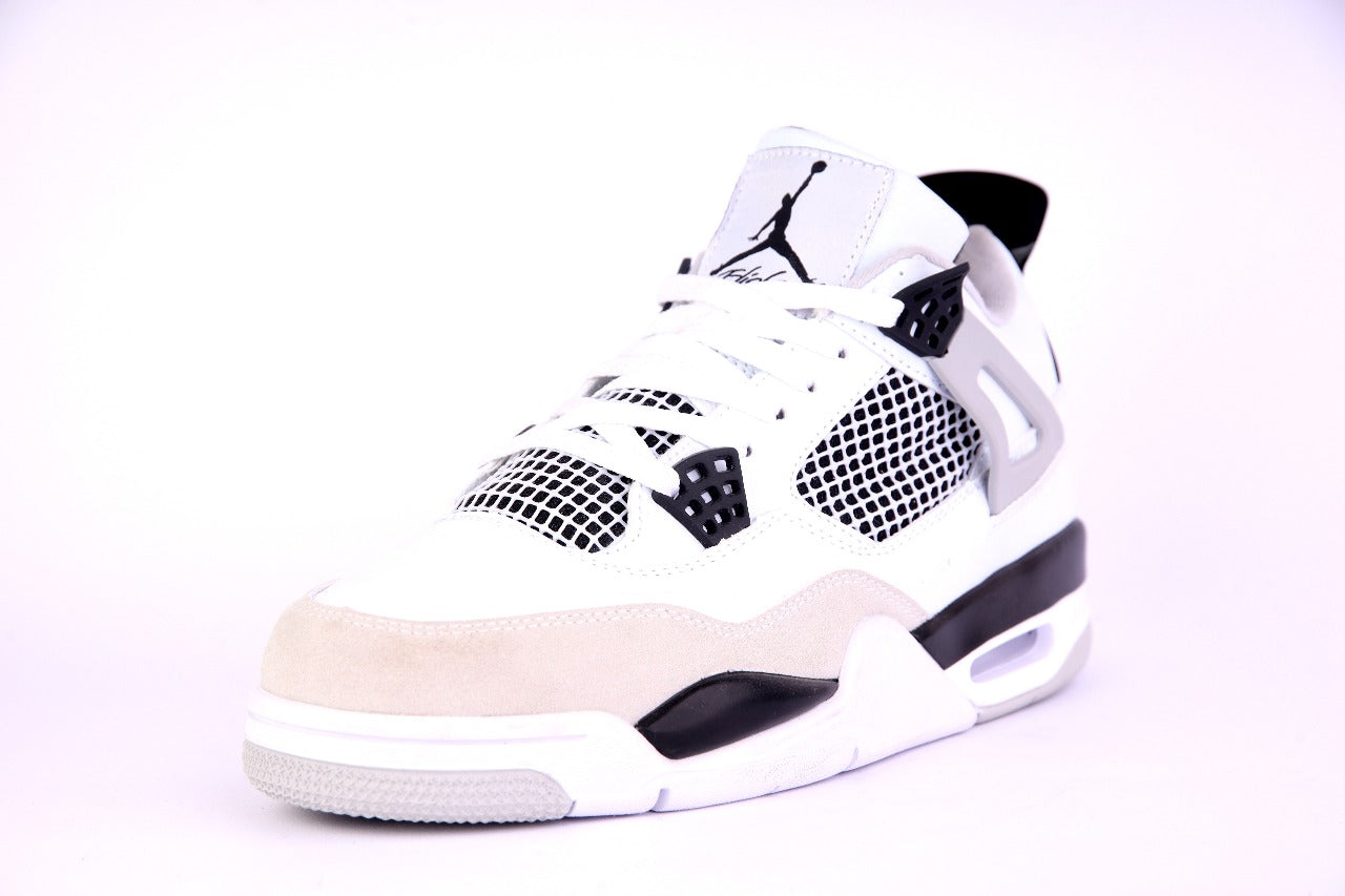 Air Jordan 4