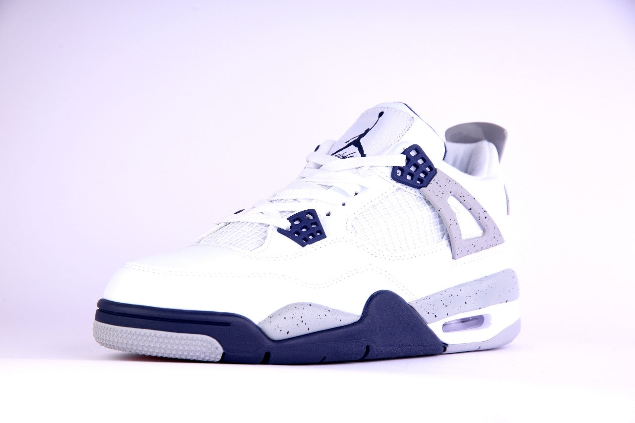 Air Jordan Four Women